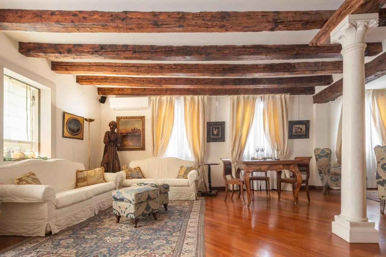 Garden Mansion With Private Mooring R&R Apartment Venice 0*,