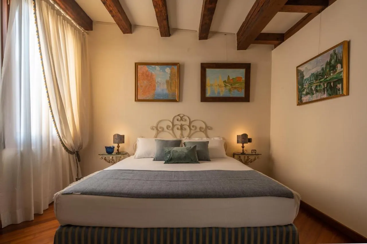 Garden Mansion With Private Mooring R&R Apartment Venice Italy