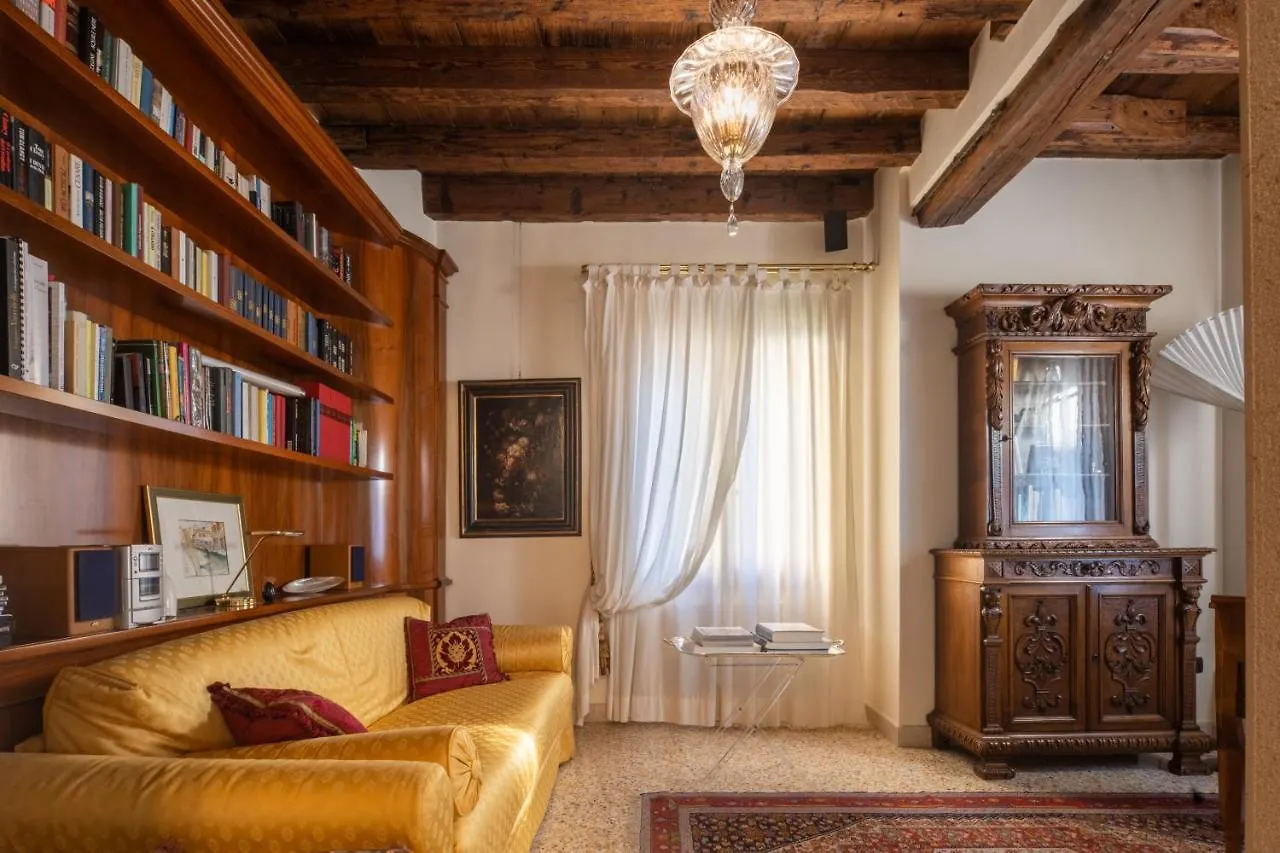 Appartement Garden Mansion With Private Mooring R&R à Venise Italie
