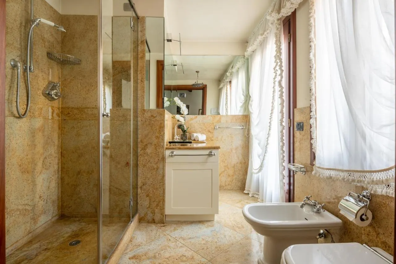 Appartement Garden Mansion With Private Mooring R&R à Venise