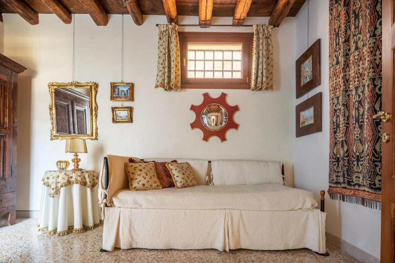 Appartement Garden Mansion With Private Mooring R&R à Venise 0*,